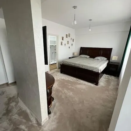 Apartament *