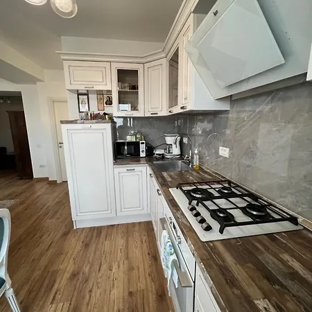 Apartament *